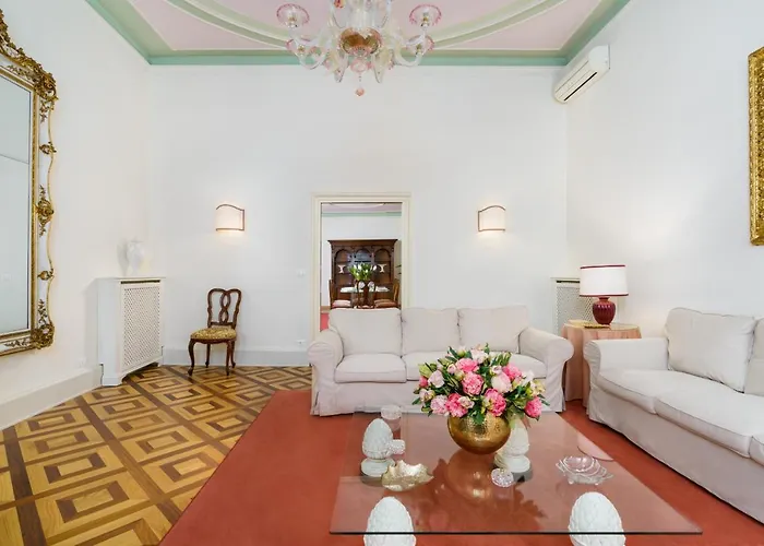 Palazzetto Manin San Marco 아파트 *